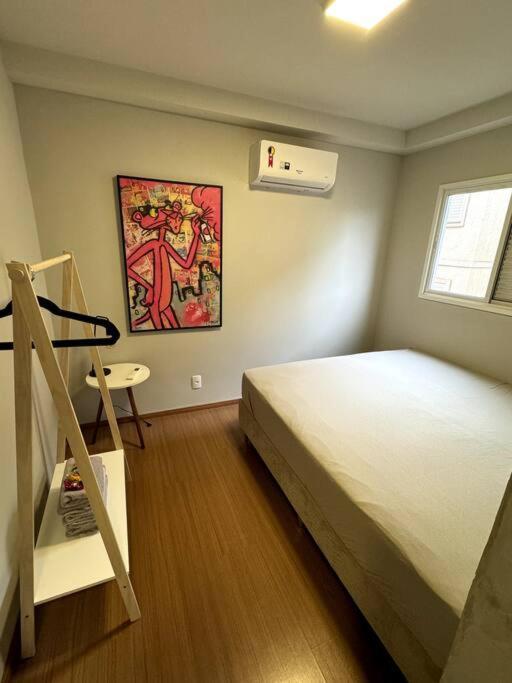 Condominio Solar Di Lucca Lindo Apartamento Com Ar Condicionado E Proximo A Uel Londrina Ngoại thất bức ảnh