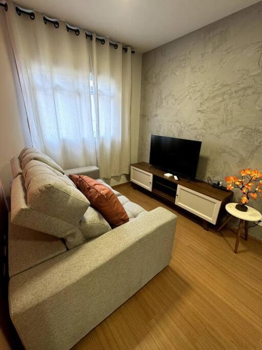 Condominio Solar Di Lucca Lindo Apartamento Com Ar Condicionado E Proximo A Uel Londrina Ngoại thất bức ảnh