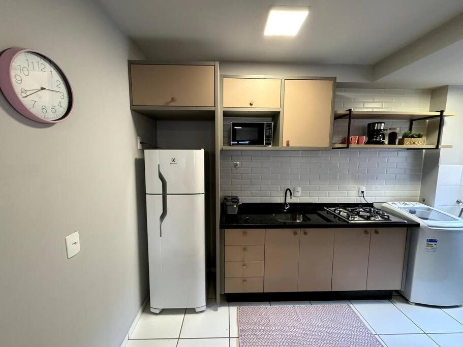 Condominio Solar Di Lucca Lindo Apartamento Com Ar Condicionado E Proximo A Uel Londrina Ngoại thất bức ảnh